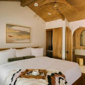 Woods Cove Hotel Laguna Beach, Sonder